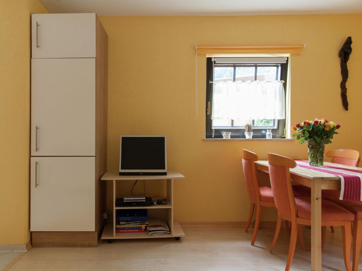 Lavish Apartment In Merschbach Near The Forest Habitación foto